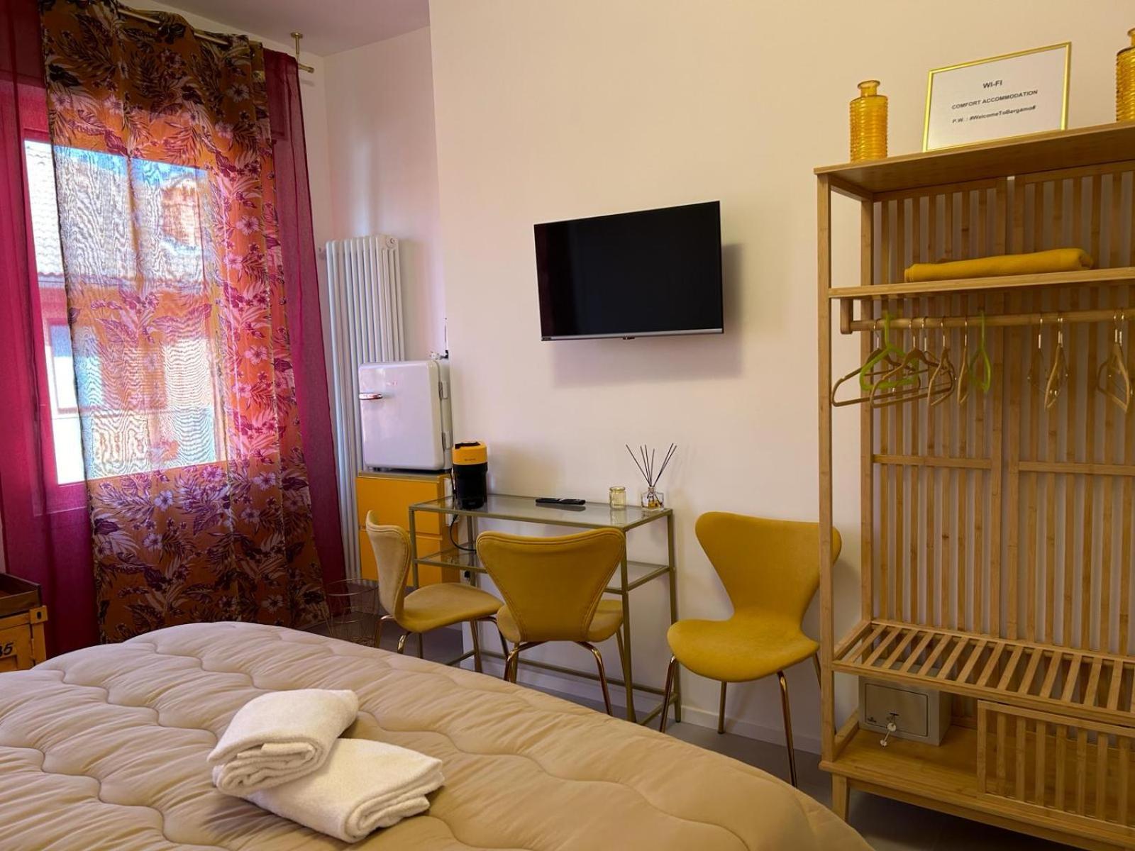 Comfort Accommodation Suite & Le Camere ベルガモ エクステリア 写真
