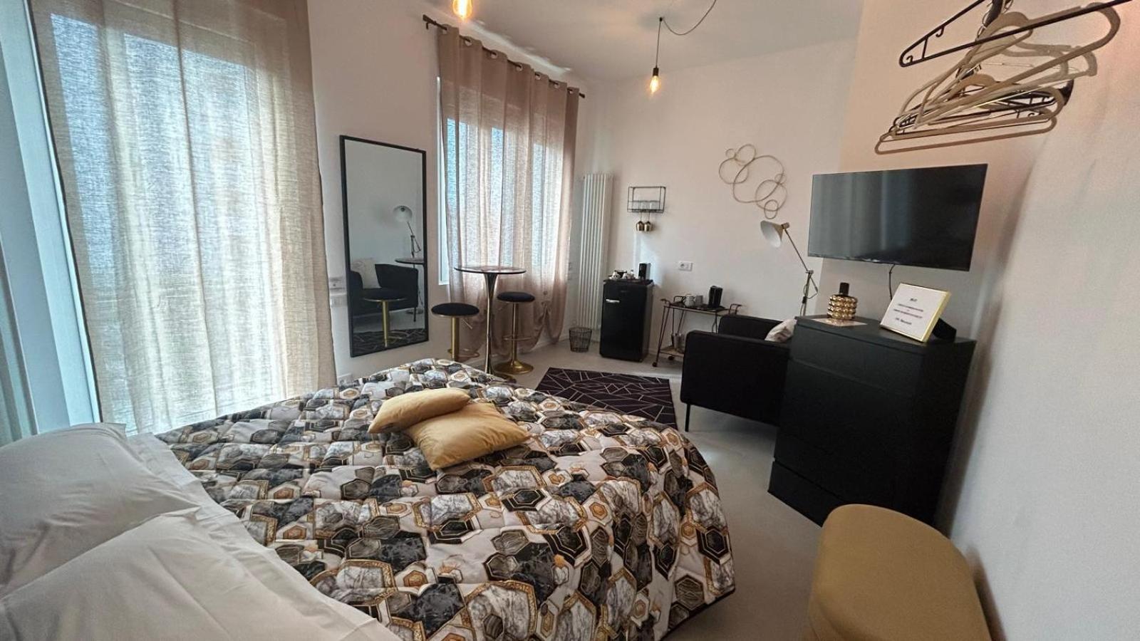 Comfort Accommodation Suite & Le Camere ベルガモ エクステリア 写真